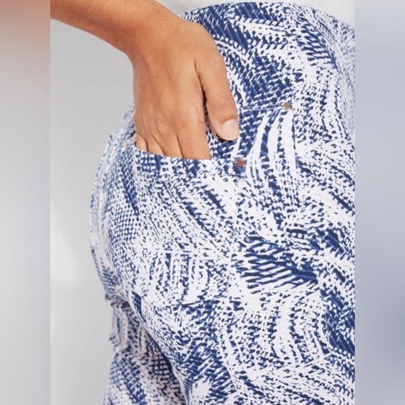 Lysse Palm Print Crop Pants | Size L | Travel Resort Linen Look Stretch NWT - Picture 4 of 10